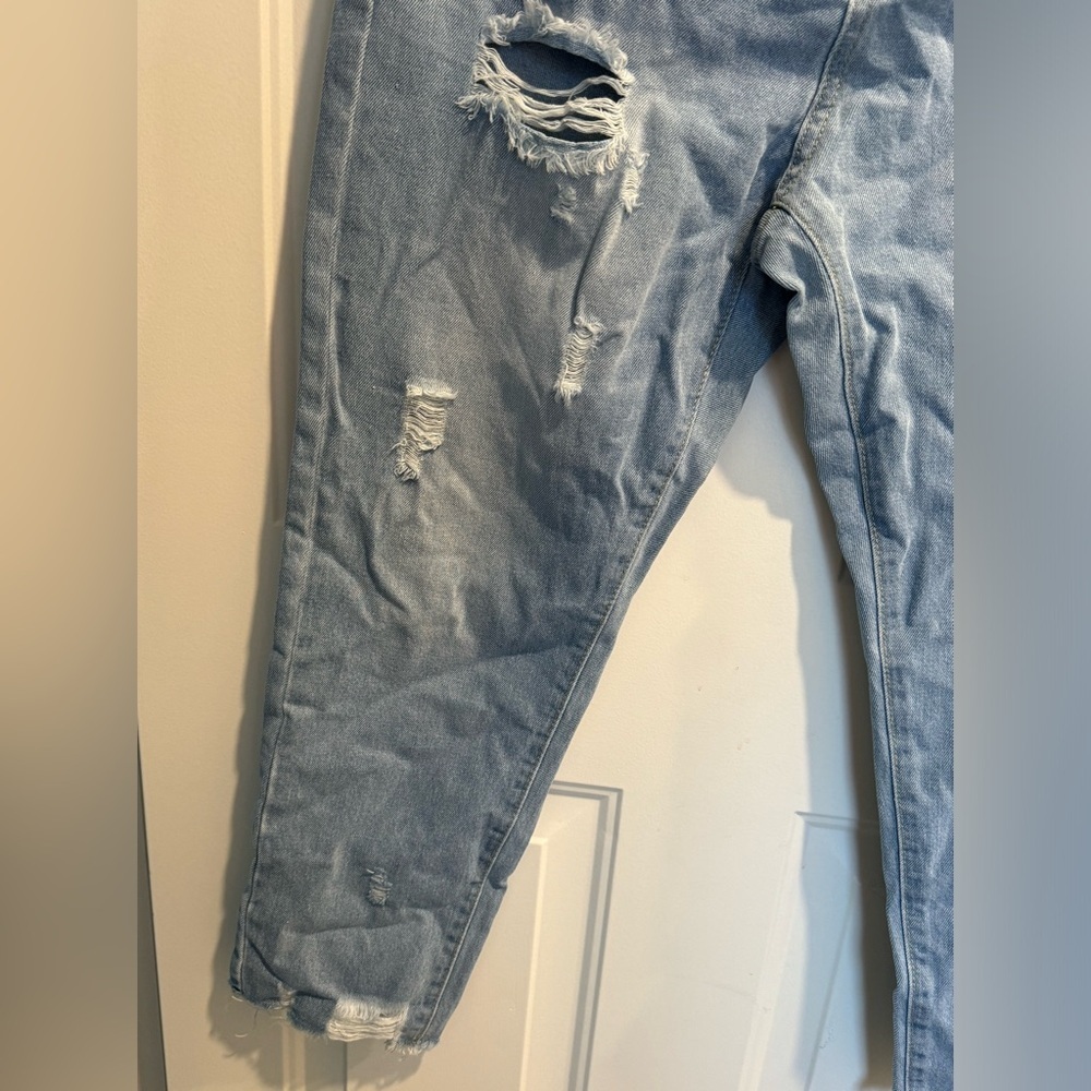 Brand New without tags | Women's high waisted | distressed jeans | size Medium - Picture 5 of 13